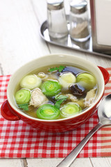 cock a leekie soup, scottish traditional cuisine