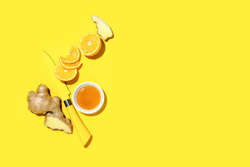 Obraz na płótnie Canvas Healing ginger and lemon tea recipe concept, blank space for a text