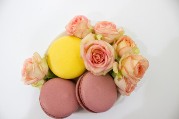
Cake macaroons with pink flowers