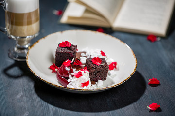 cake, food, dessert, sweet, fruit, strawberry, cream, red, delicious, berry, raspberry, plate, white, pie, pastry, chocolate, cheese, fresh, breakfast, cheesecake, meal, gourmet, tasty, tart, baked