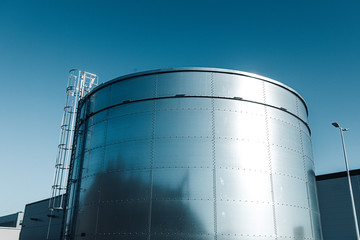 Metal industrial tank for water or fuel