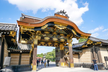 Naklejka premium 二条城 二の丸御殿唐門