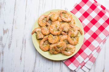 shrimp with pesto sauce