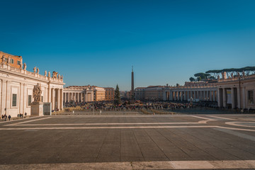 Fototapeta premium ROME, LAZIO / ITALY - DECEMBER 30 2019: Vatican city before COVID-19
