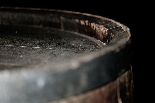 Weinfass Holzfass Fass Tonne Barrique makro schwarz braun