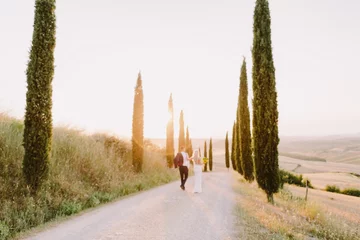 Fotobehang Toscane wedding couple travel tuscany in italy  © shevtsovy