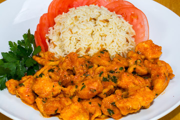 Garlic Chicken Turkish style with Rice and Tomatoes 