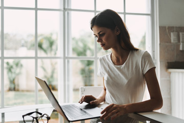 woman working on laptop