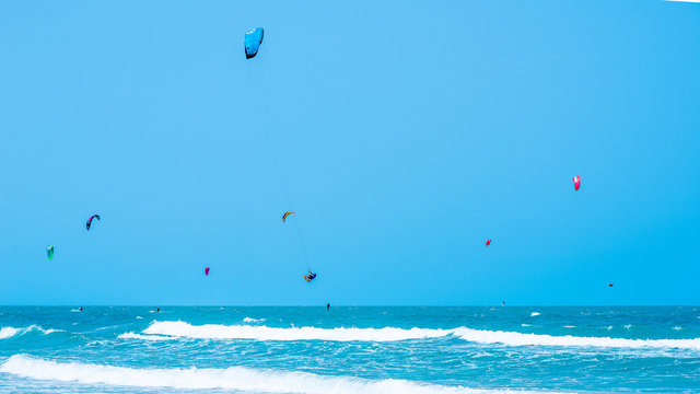 Kitesurfing Thailand Hua hin on a Sunny day