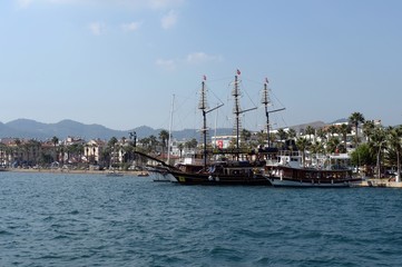 Fototapeta na wymiar Sea vessels at the embankment of the Turkish city of Marmaris