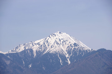 Fototapeta na wymiar mountains and snow in nagano, japan