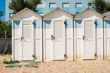 Fototapeta na wymiar Wooden cabins on the beach