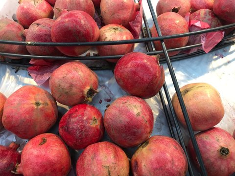 Images Of Pomegranates Kept In Market For Selling Business And Fruits Contains Anti Oxidants And Inflammatory Nutrients