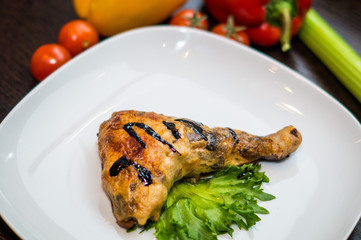  fried chicken with a crust