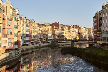 Fototapeta na wymiar A view of many houses in Girona, Spain.