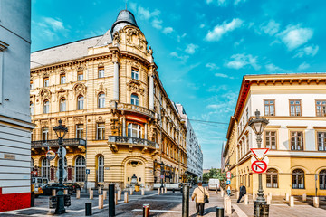 Fototapeta na wymiar BUDAPEST,HUNGARY-MAY 04,2016: Beautiful landscape and urban view of the Budapest, one of beautiful city: street's, peoples on street's, historical and modern buildings.