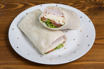 wrap stuffed with ham