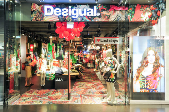 Desigual Images – Browse 503 Stock Photos, Vectors, and Video | Adobe Stock
