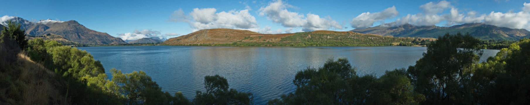 Lake Hayes near Arrowtown in Otago on South Island of New Zealand
