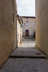 Obraz premium Altstadt von Le Plan de la Tour, Provence, Südfrankreich