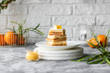 Lemon bars on a shortcrust pastry. A simple dessert for the summer