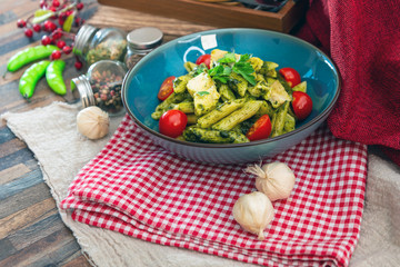 Chicken penne with Pesto sauce