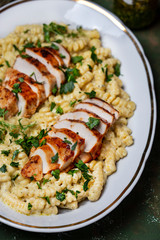 American dish Mac and cheese with chicken