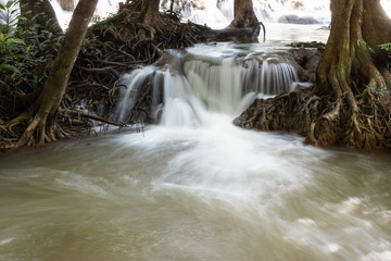 Fototapeta na wymiar Weng kra wiang waterfall is located behind the Khao Laem National Park, Sangkhla Buri, Kanchanaburi.