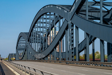Elbbrücken mit Stahlkonstruktion in Hamburg 