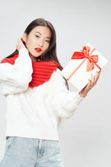Fototapeta premium girl with gift box