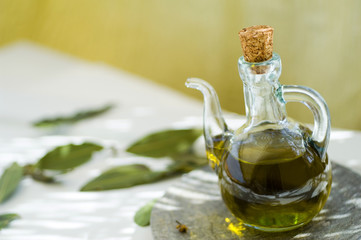 Olio di oliva extravergine in ampolla 