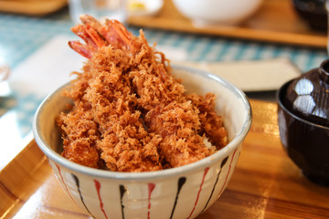 shrimp tempura japanese food in bowl close up