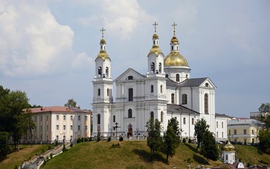 Fototapeta na wymiar Assumption Cathedral in Vitebsk. Orthodox church. Belarus.