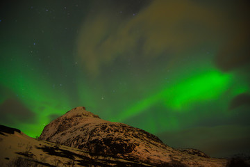 Obraz na płótnie Canvas Northern lights in the skies of Norway