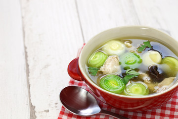 cock a leekie soup, scottish traditional cuisine