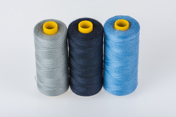 Threads on spool isolated.