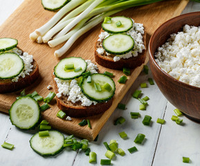 sandwiches with cottage cheese and cucumber slices