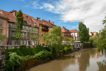 Fototapeta na wymiar The River Ljubljanica Canal in Ljubljana, Slovenia