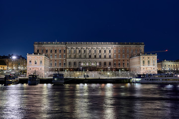 Fototapeta na wymiar Royal palace in Stockholm in the evening