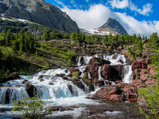 Obraz premium Swiftcurrent Falls, Glacier National Park