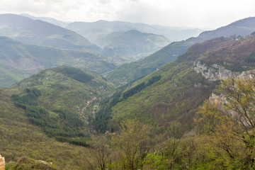 Naklejka premium Iskar Gorge from village of Zasele, Balkan Mountains