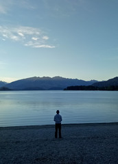 Fototapeta na wymiar Beautiful evening at lake Wanaka New Zealand