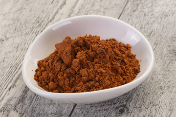 Cocoa powder in the bowl