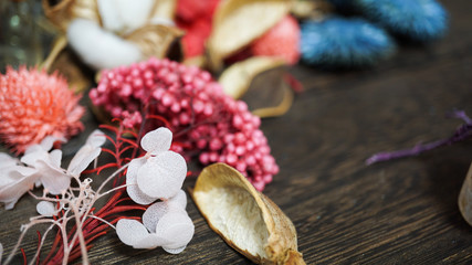 色鮮やかなドライフラワー