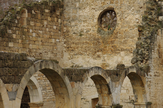 Remains of the Romanesque church of Santa Maria di Cartignano (11th century), near Bussi sul Tirino in the province of Pescara. Abruzzo, Italy