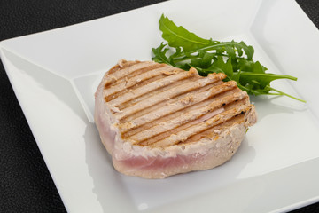 Grilled tuna steak