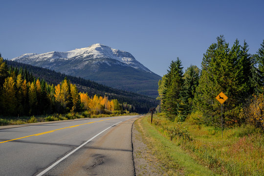 Yellowhead way, Jasper Alberta Kanada ,Sleeper Mountain,