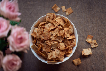 dried figs on wooden background