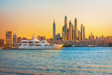 Obraz premium Amazing Dubai Marina skyline at sunset, United Arab Emirates 