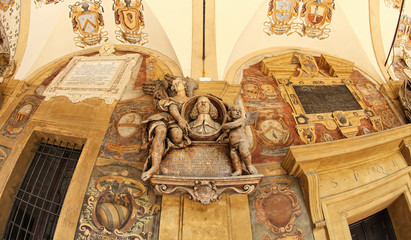 Archiginnasio: World oldest University courtyard, Bologna, Italy © gabbiere